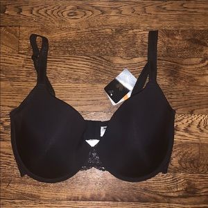 Wacoal underwire bra pillow cup